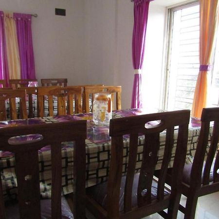 Staymaker Hotel Sannidhyo Shanti Niketan Luaran gambar